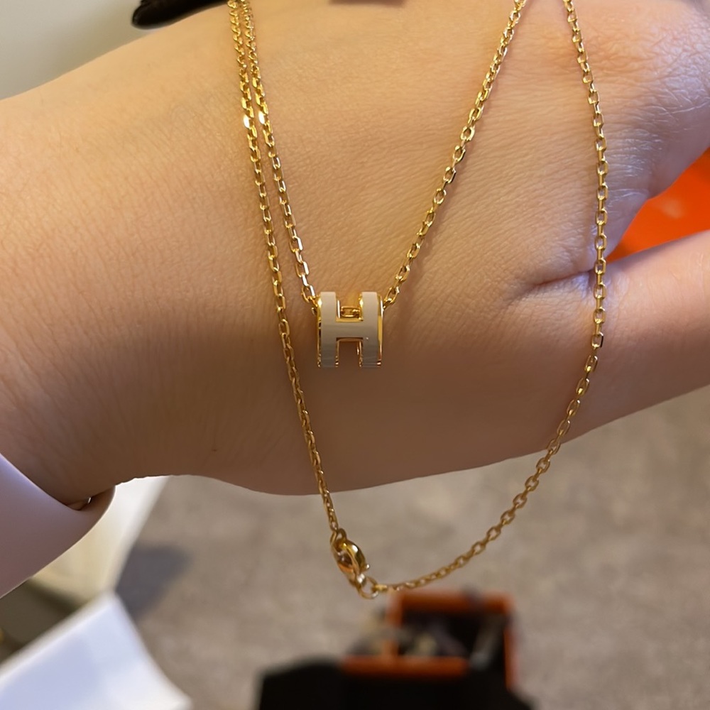 【sold】Hermes mini pop h necklace, gold color chain, grey/milk tea color pendant - Picture 1 of 7